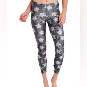Terez Gray Star Capri Legging Size M